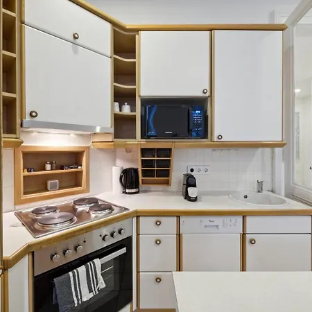 Big Spacious Central Apartment In Wien Exterior foto