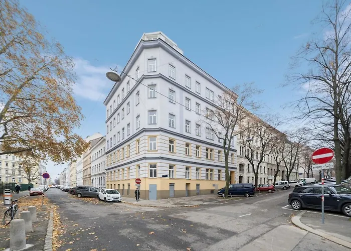 Big Spacious Central Apartment In Vienna