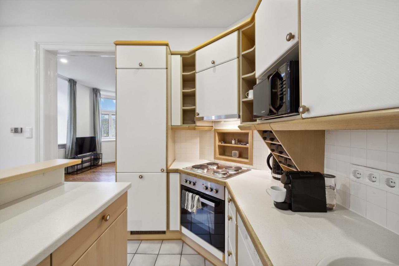 Apartment Big Spacious In